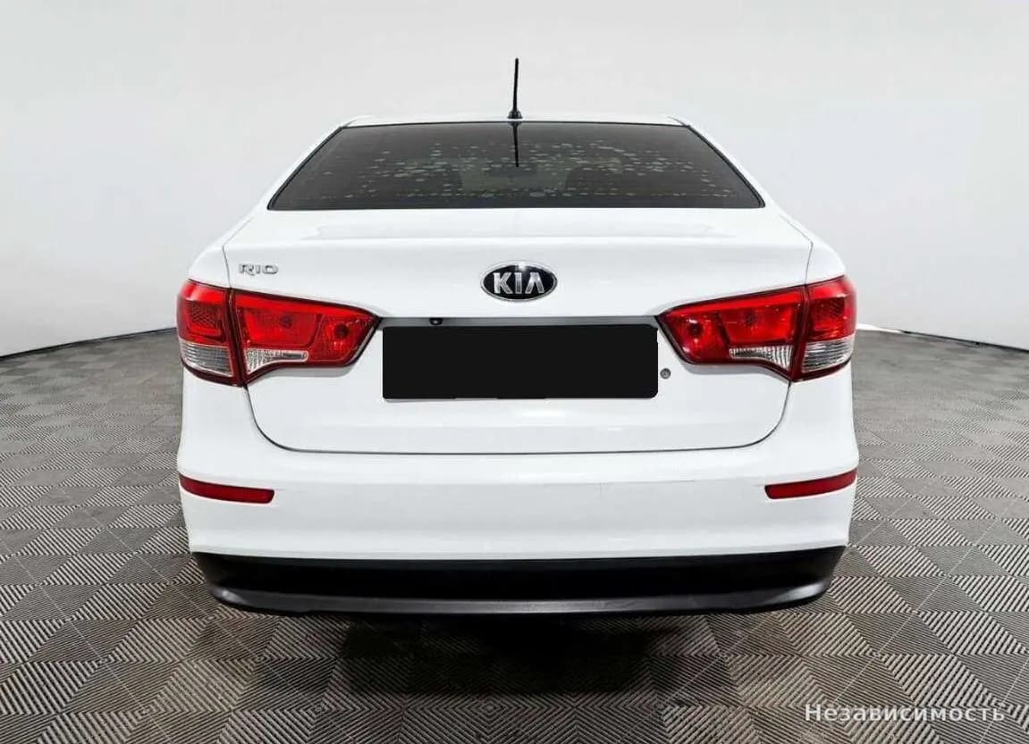 KIA Rio 2016 с пробегом — фото 6
