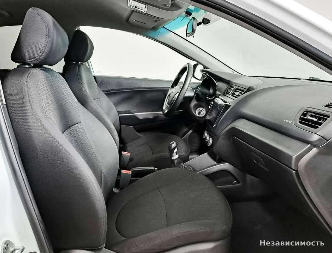 KIA Rio 2016 с пробегом — фото 9