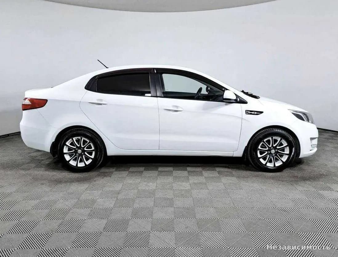 KIA Rio 2014 с пробегом — фото 4