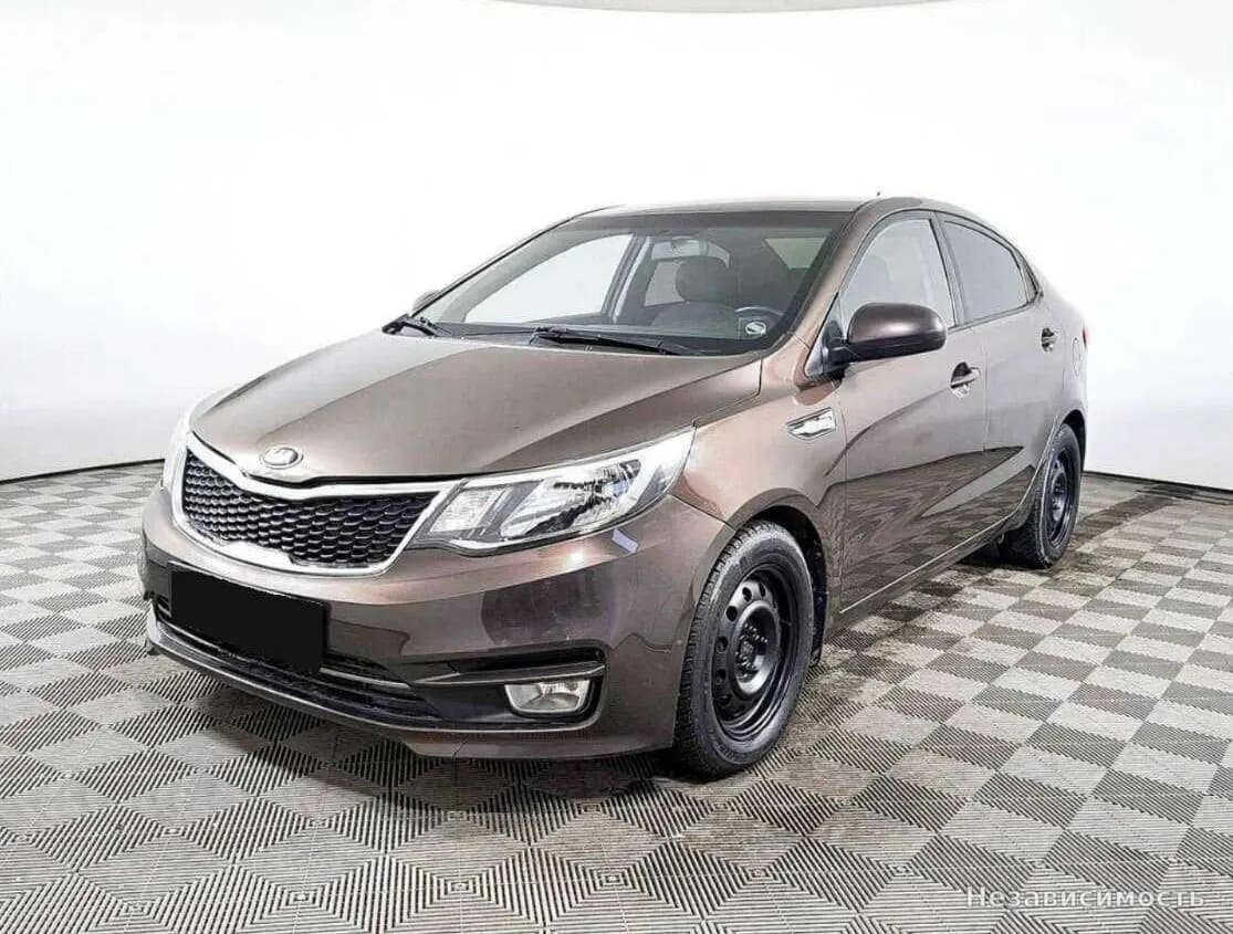KIA Rio, 2015 с пробегом