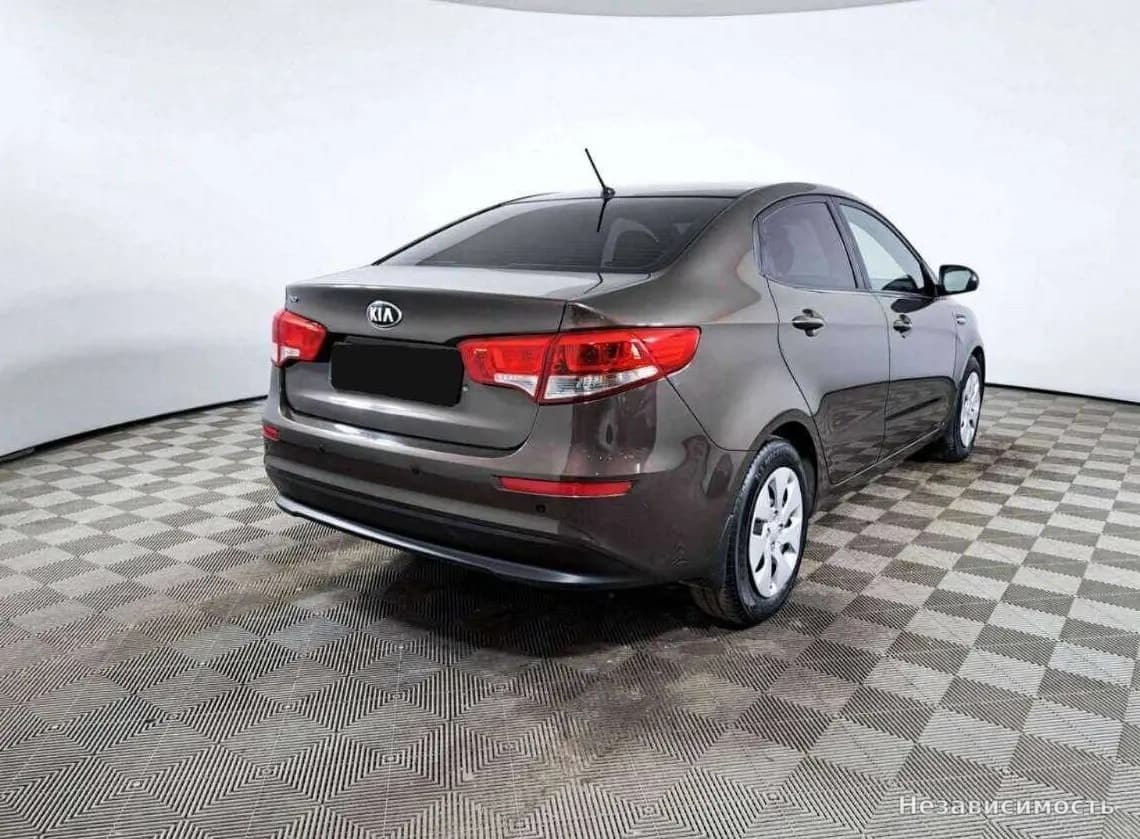 KIA Rio 2016 с пробегом — фото 5