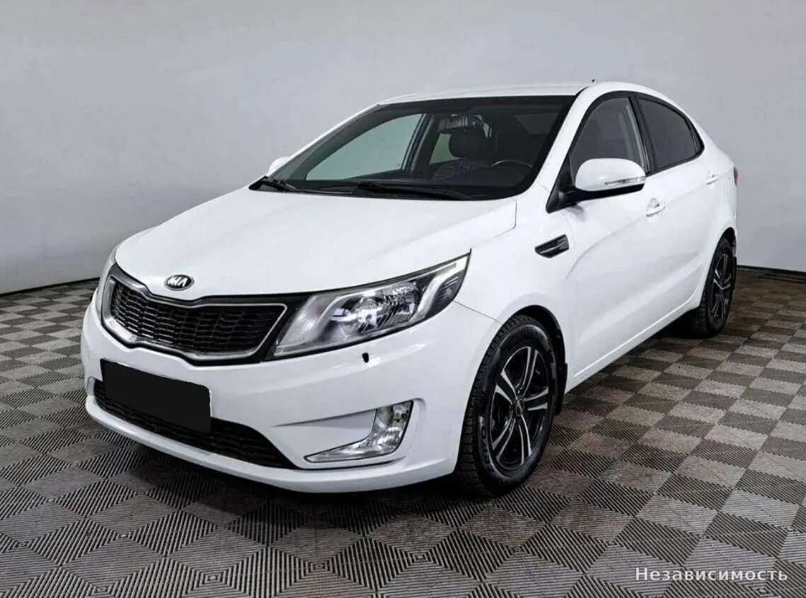 KIA Rio 2014 с пробегом — фото 1