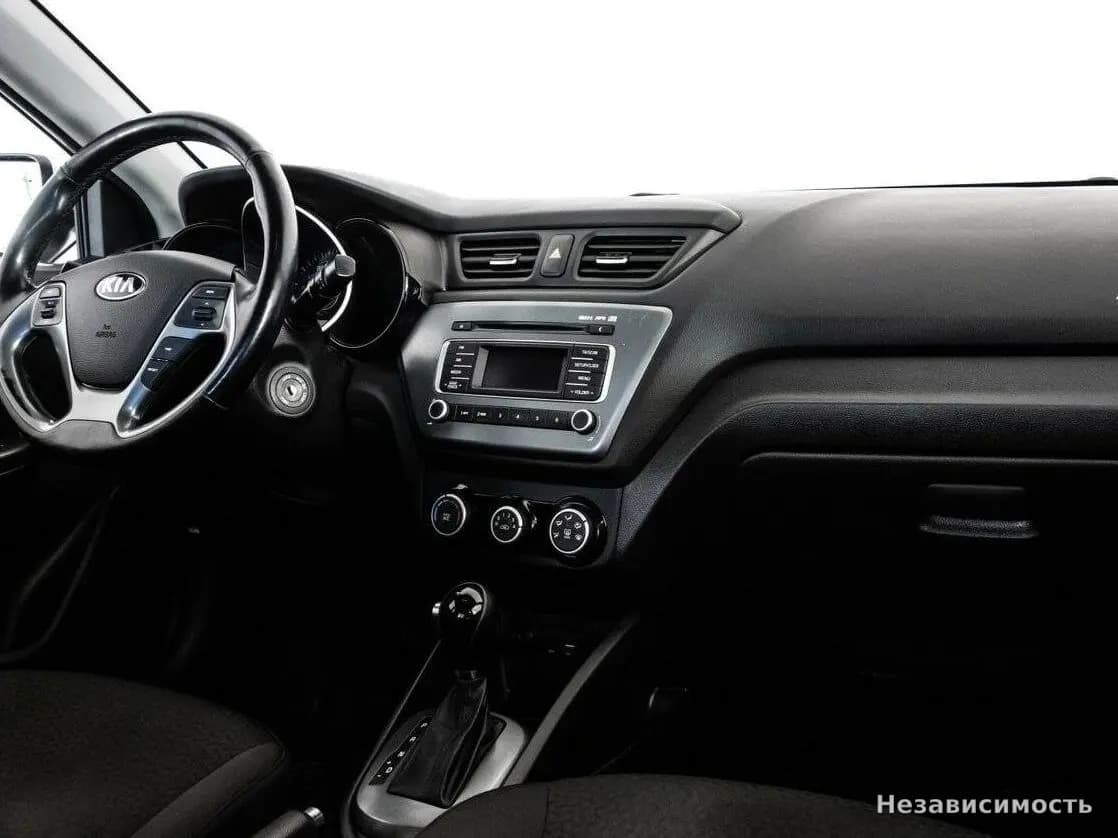 KIA Rio 2015 с пробегом — фото 7
