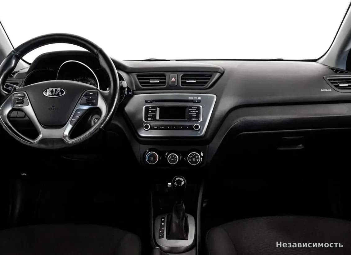 KIA Rio 2015 с пробегом — фото 8