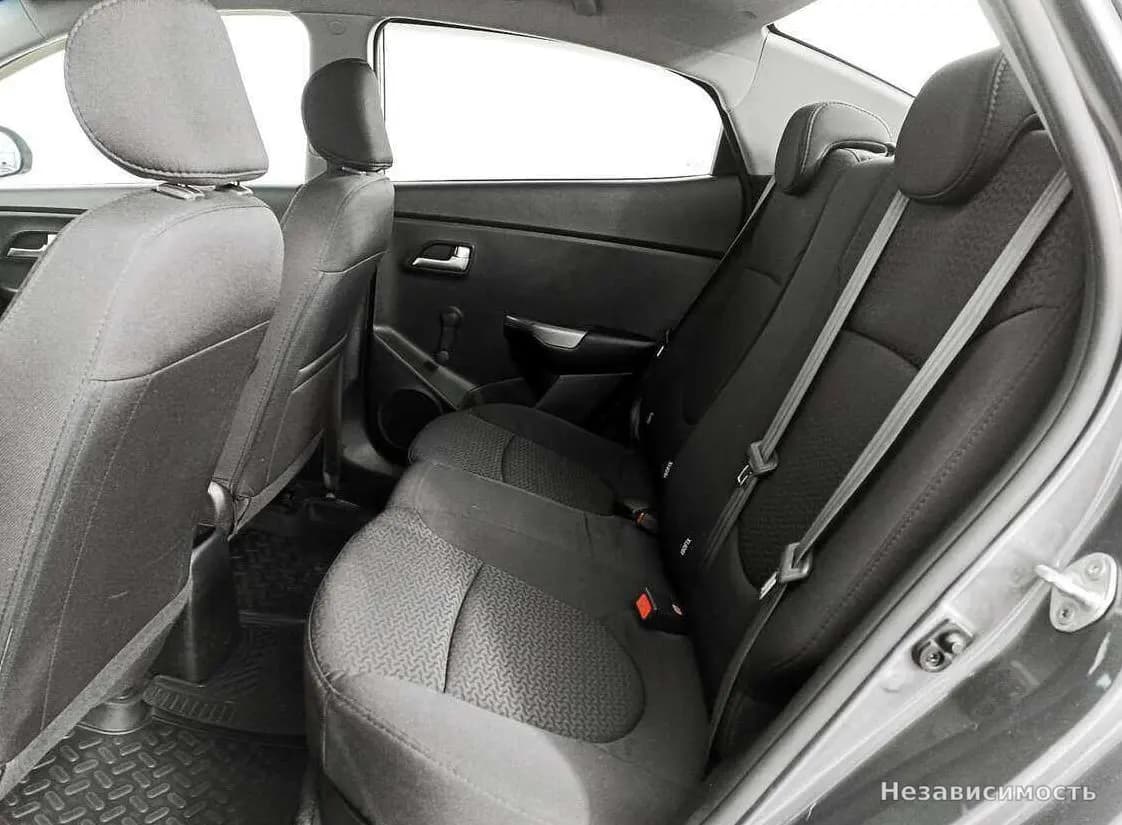 KIA Rio 2016 с пробегом — фото 8