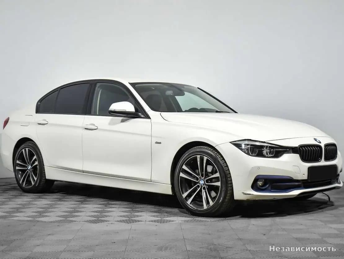 BMW 3 серии 2017 с пробегом — фото 3