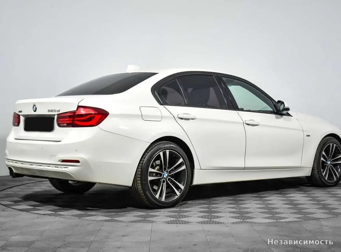 BMW 3 серии 2017 с пробегом — фото 5