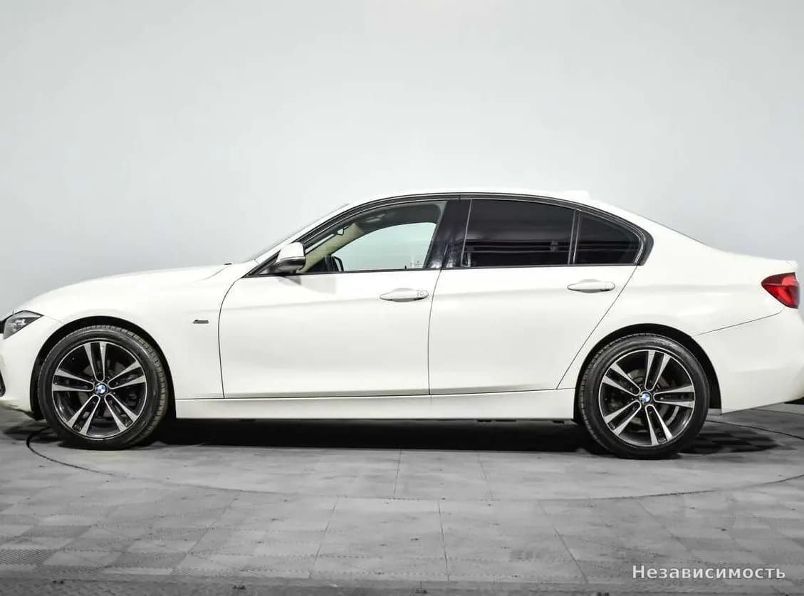 BMW 3 серии 2017 с пробегом — фото 8