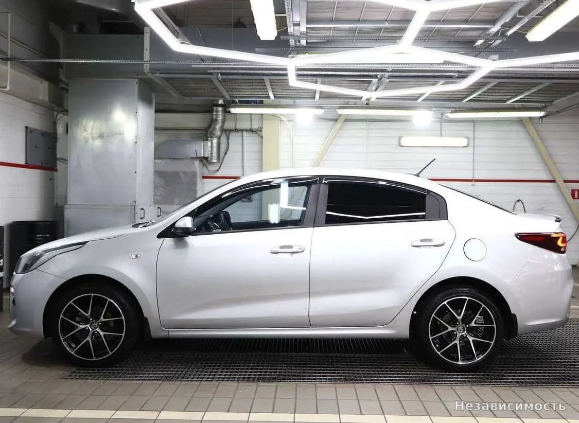 KIA Rio 2019 с пробегом — фото 7