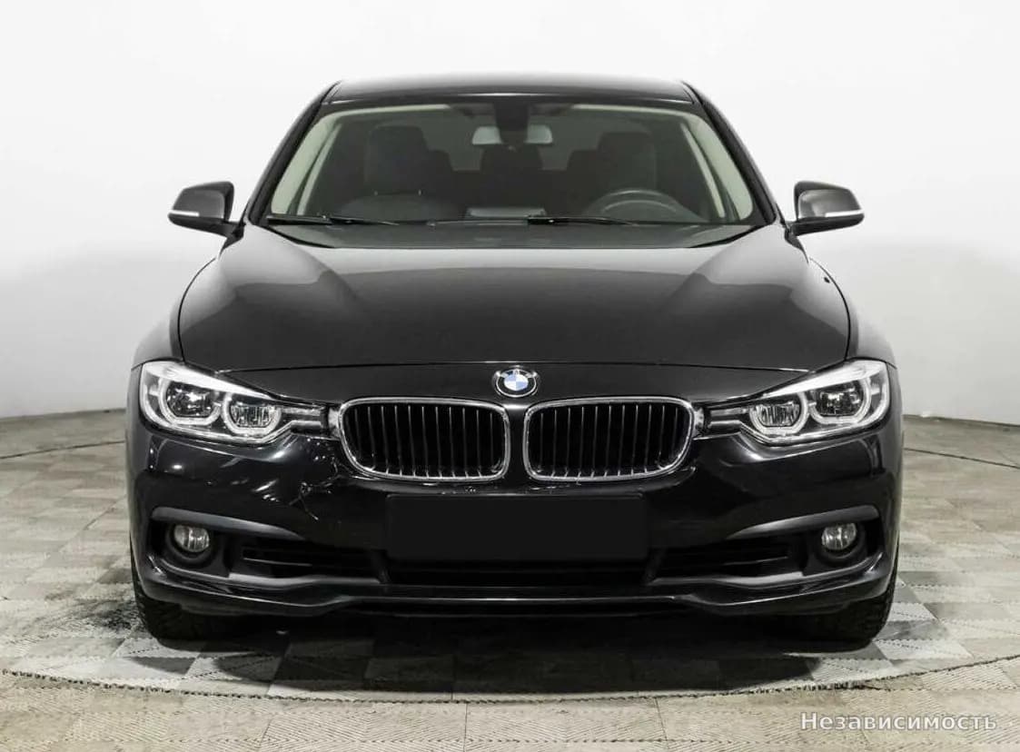 BMW 3 серии 2018 с пробегом — фото 2