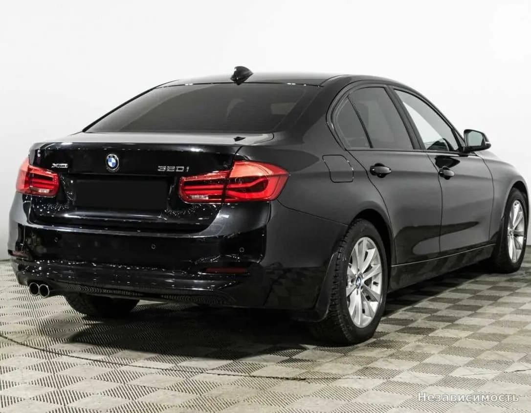BMW 3 серии 2018 с пробегом — фото 5