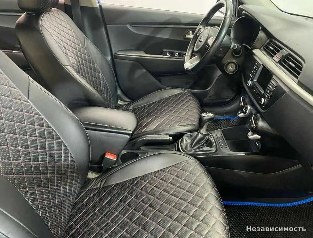 KIA Rio 2017 с пробегом — фото 10