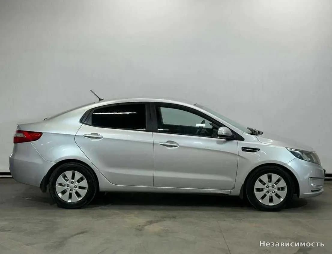 KIA Rio 2014 с пробегом — фото 4