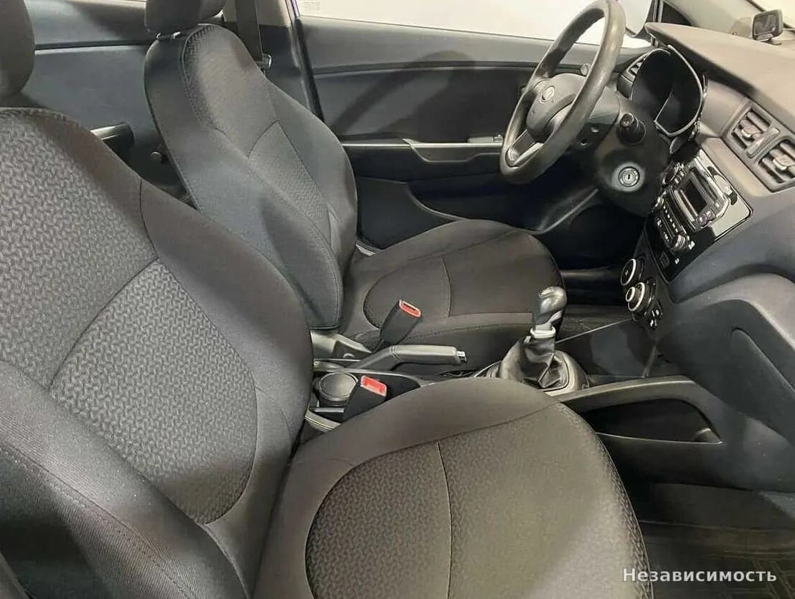 KIA Rio 2013 с пробегом — фото 10