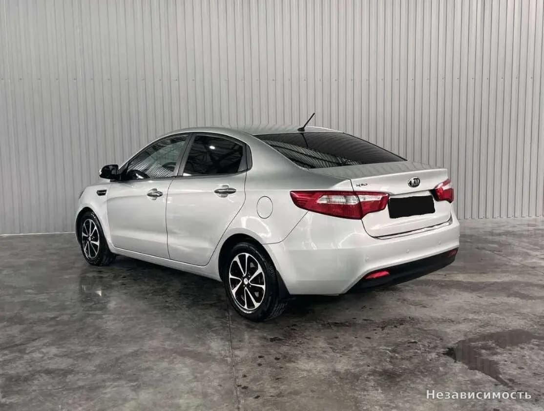 KIA Rio 2014 с пробегом — фото 7