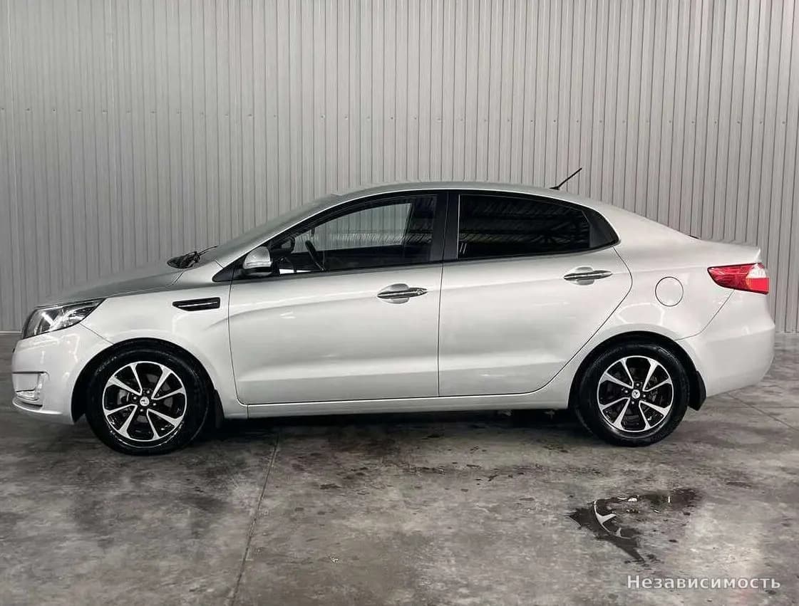 KIA Rio 2014 с пробегом — фото 8