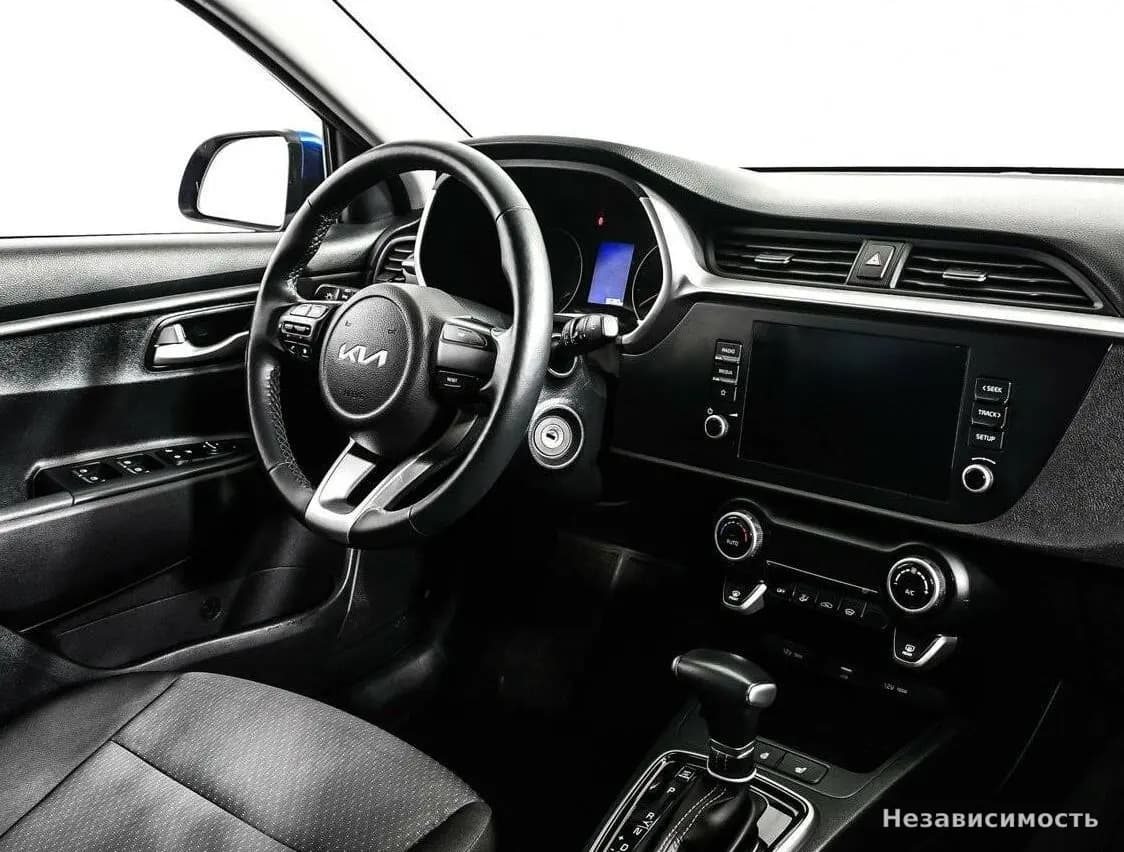 KIA Rio 2022 с пробегом — фото 9