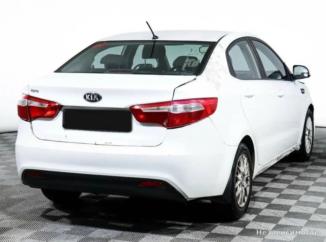 KIA Rio 2013 с пробегом — фото 4