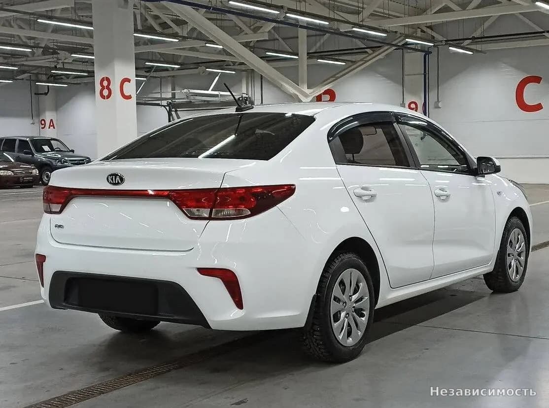KIA Rio 2019 с пробегом — фото 5