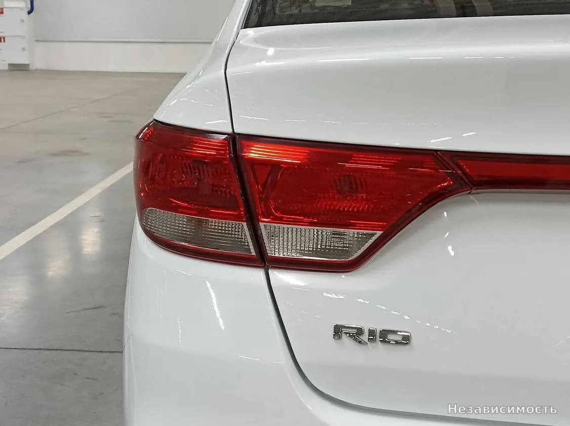 KIA Rio 2019 с пробегом — фото 9
