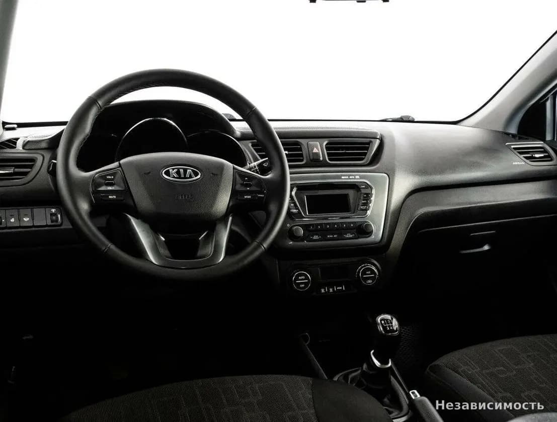 KIA Rio 2012 с пробегом — фото 9
