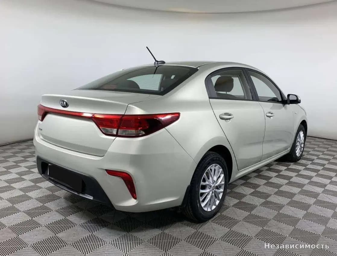 KIA Rio 2019 с пробегом — фото 5