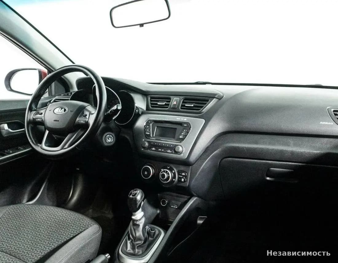 KIA Rio 2014 с пробегом — фото 9