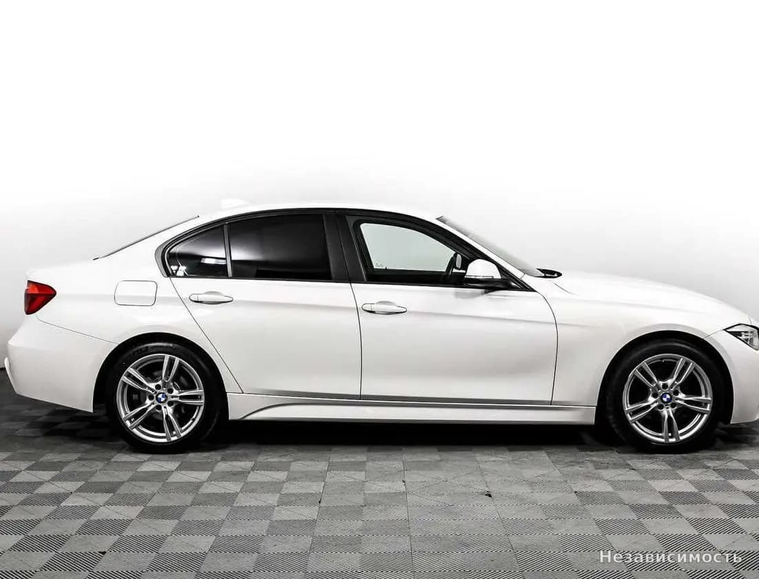 BMW 3 серии 2017 с пробегом — фото 4