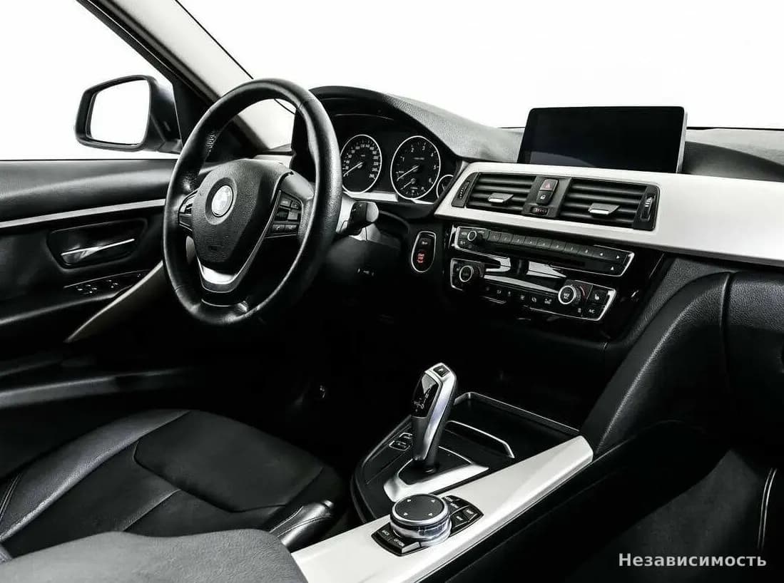 BMW 3 серии 2017 с пробегом — фото 9
