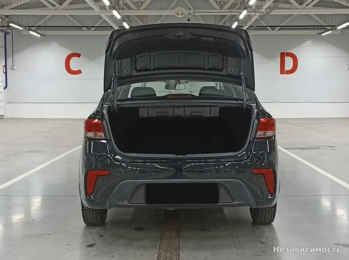 KIA Rio 2019 с пробегом — фото 10