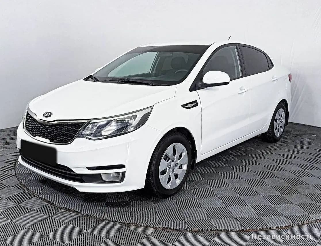 KIA Rio, 2015 с пробегом