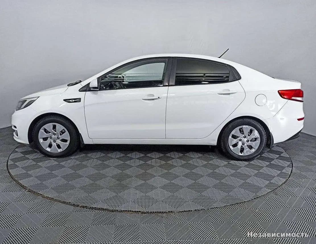 KIA Rio 2015 с пробегом — фото 8