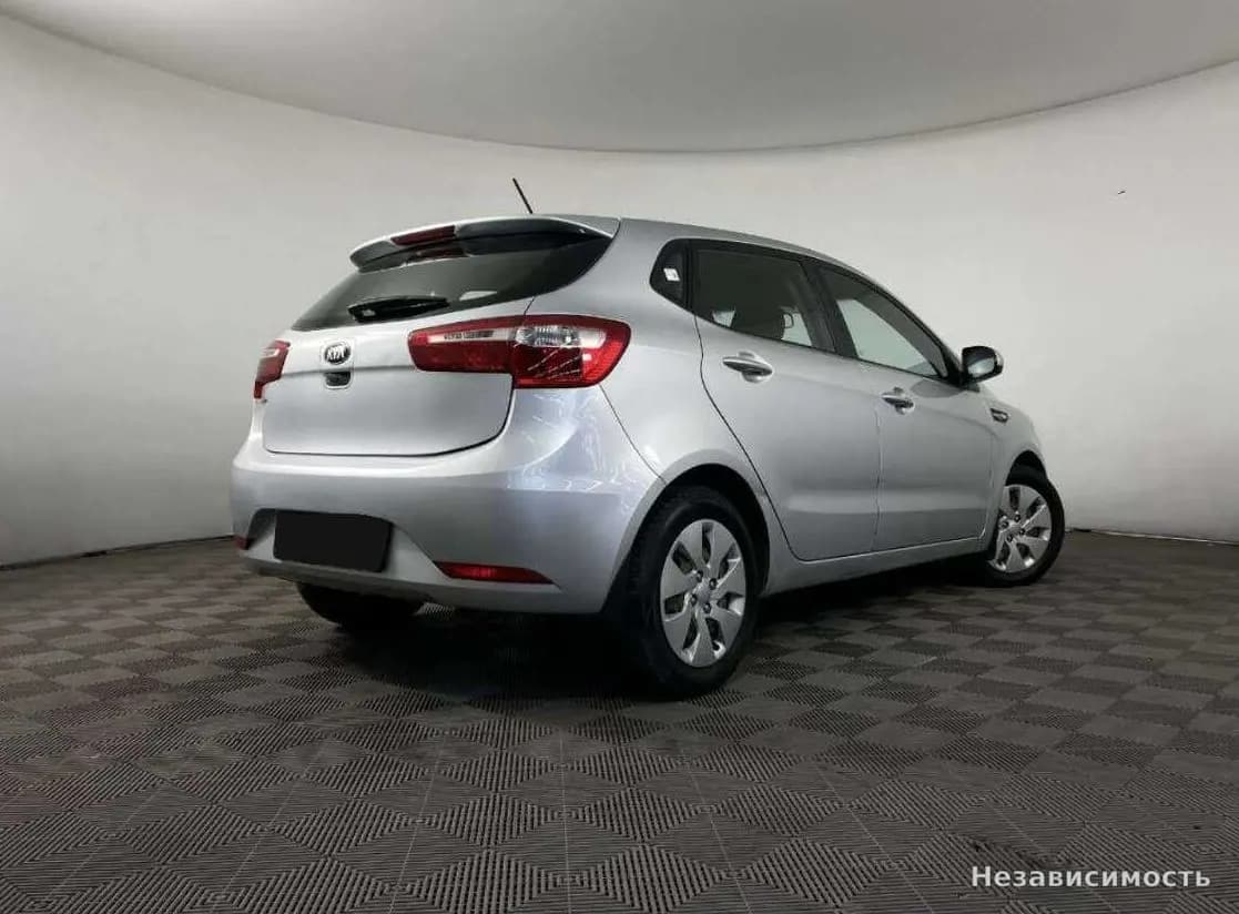 KIA Rio 2013 с пробегом — фото 6
