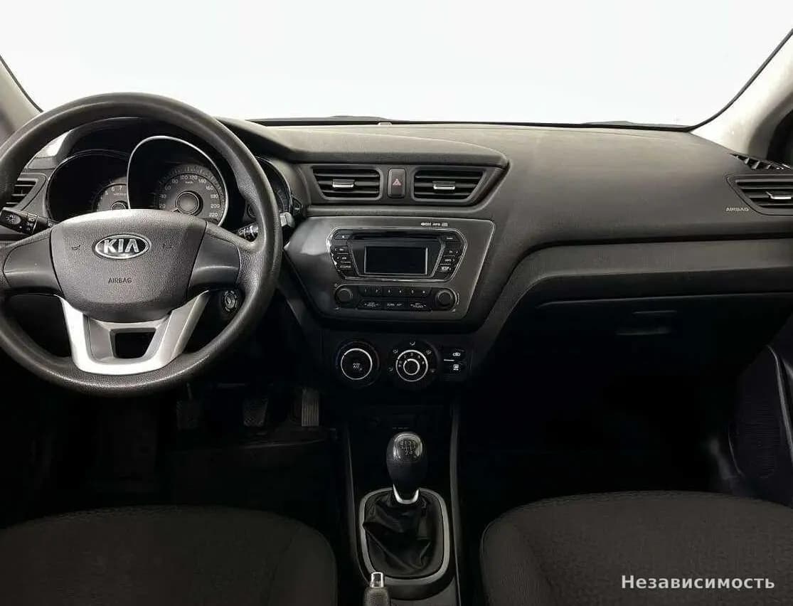 KIA Rio 2013 с пробегом — фото 7