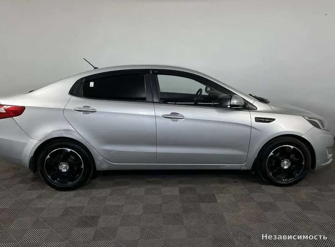 KIA Rio 2012 с пробегом — фото 4