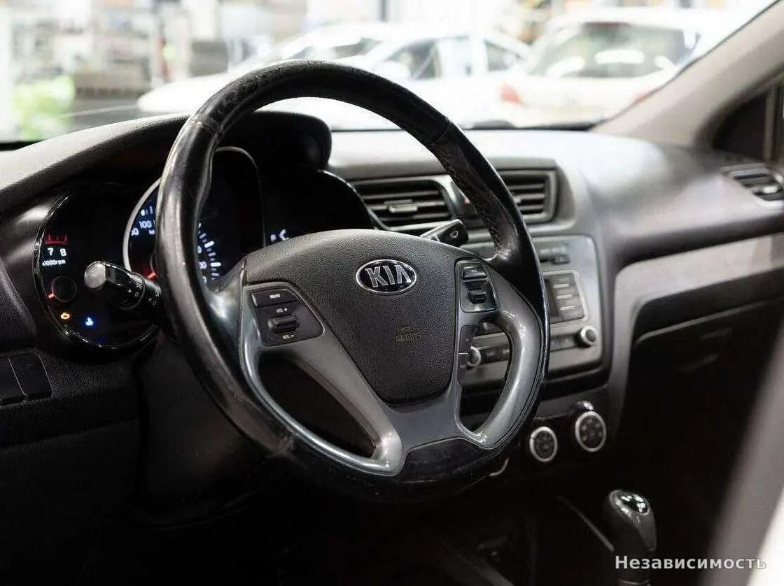 KIA Rio 2016 с пробегом — фото 5