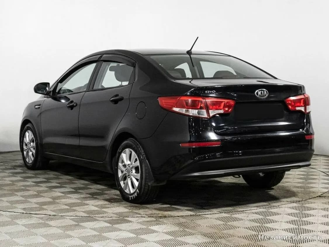 KIA Rio 2015 с пробегом — фото 7