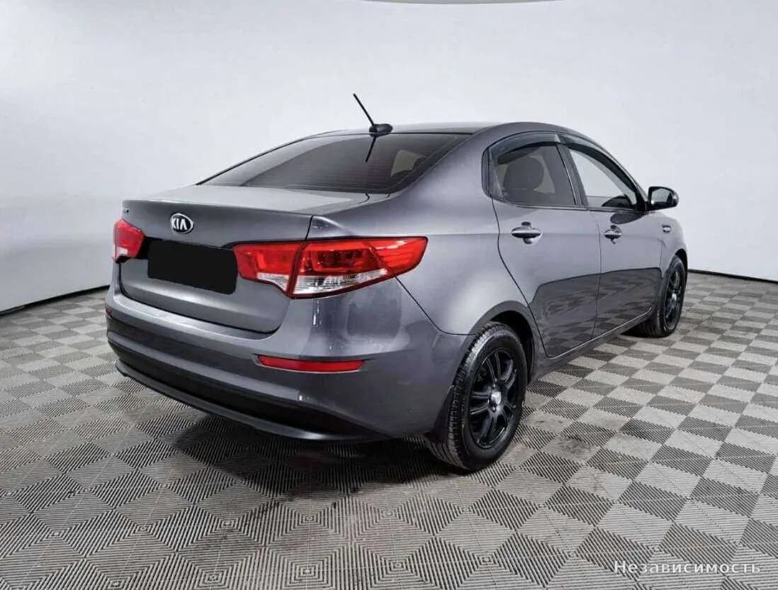 KIA Rio 2017 с пробегом — фото 4