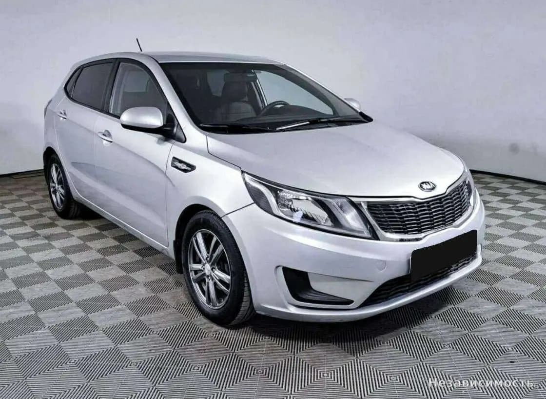 KIA Rio 2013 с пробегом — фото 3