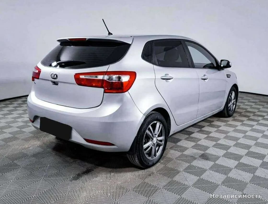 KIA Rio 2013 с пробегом — фото 5