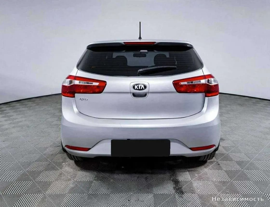 KIA Rio 2013 с пробегом — фото 6