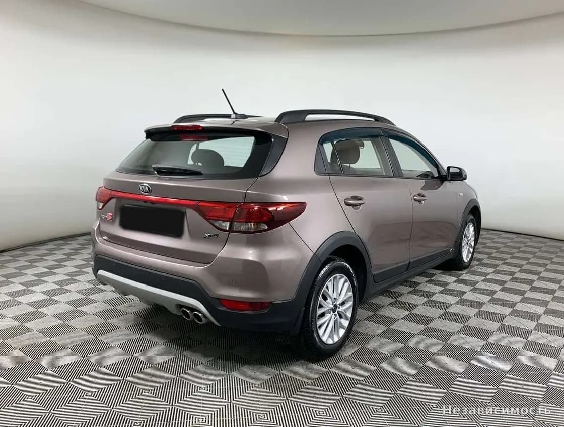 KIA Rio 2018 с пробегом — фото 5