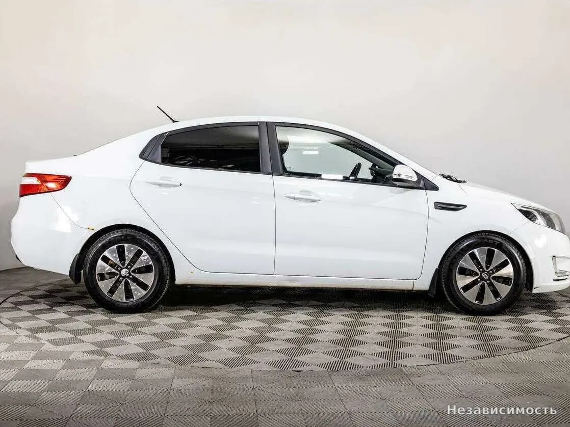 KIA Rio 2012 с пробегом — фото 4