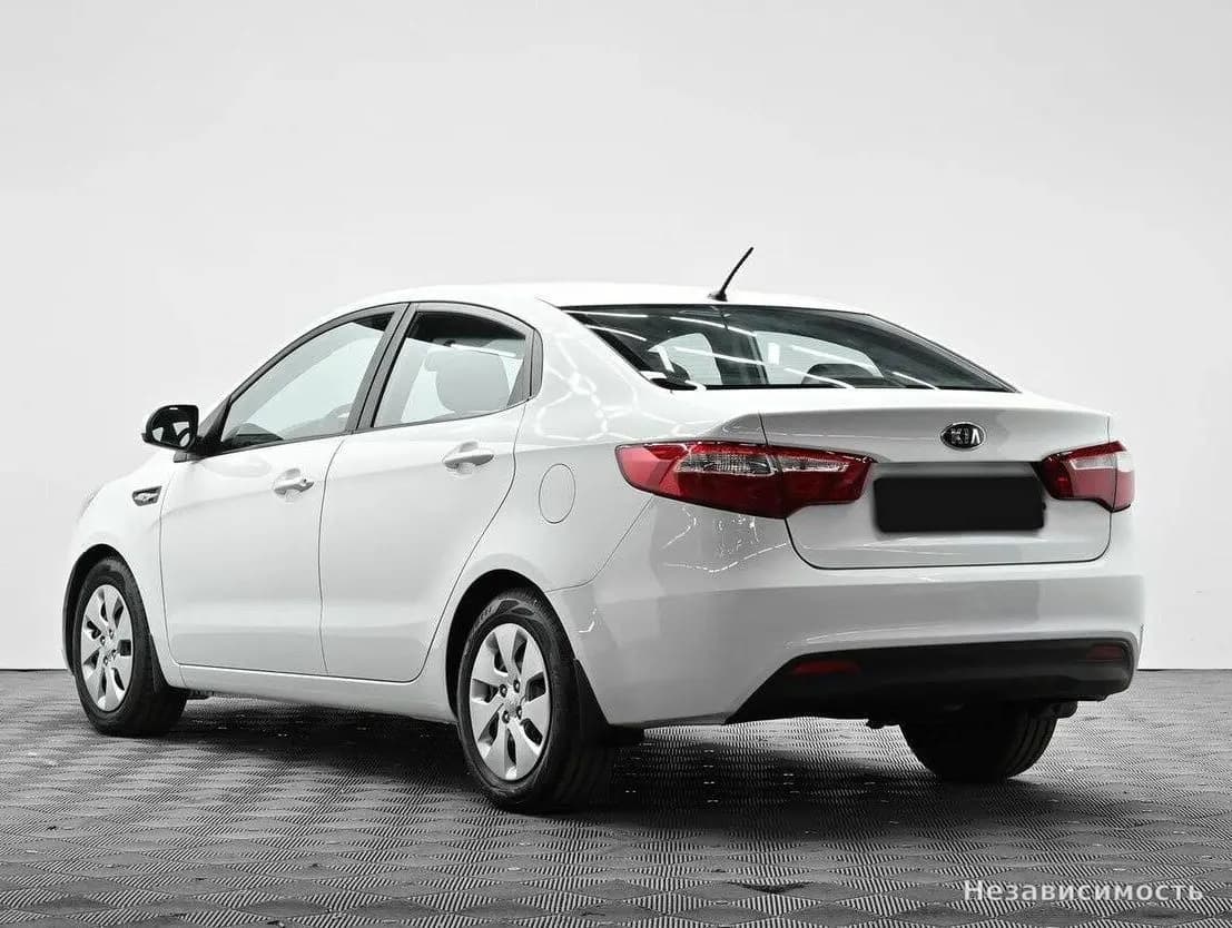 KIA Rio 2013 с пробегом — фото 3