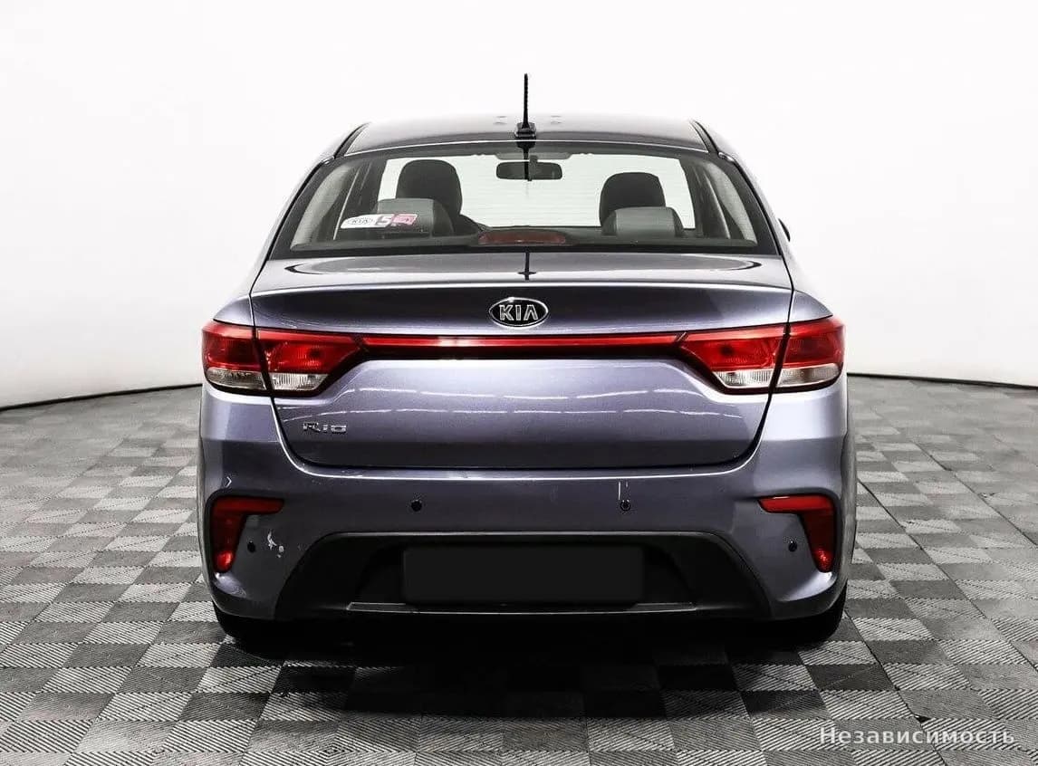 KIA Rio 2017 с пробегом — фото 6