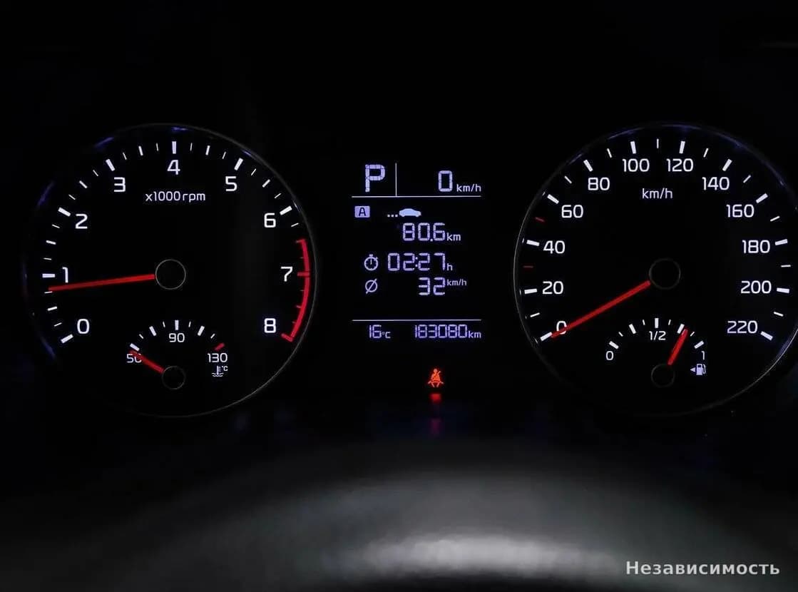 KIA Rio 2017 с пробегом — фото 10