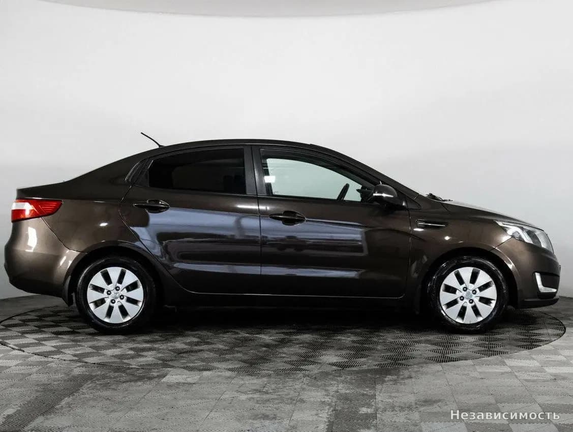 KIA Rio 2014 с пробегом — фото 4