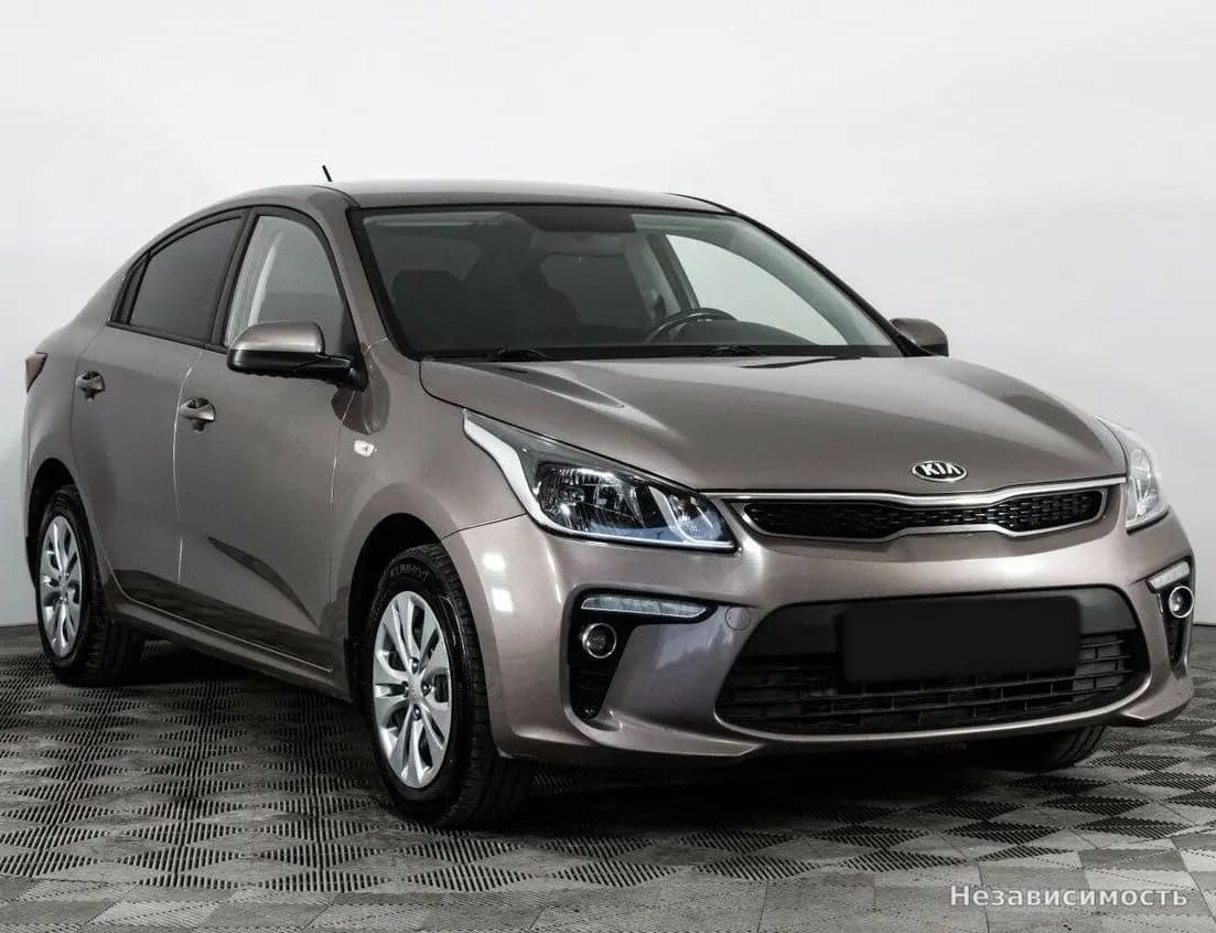 KIA Rio 2018 с пробегом — фото 3