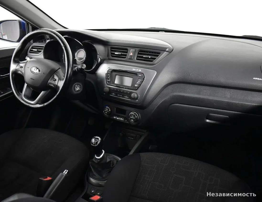 KIA Rio 2013 с пробегом — фото 10