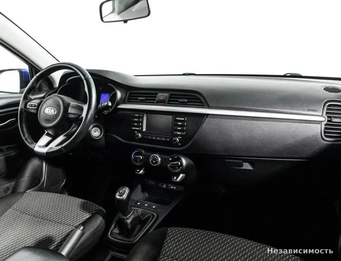 KIA Rio 2019 с пробегом — фото 9